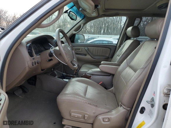 2004 Toyota Sequoia Limited with VIN 5TDBT48A34S213774, listed as a Copart auction lot 45652025 with 176,509 mi miles and Salvage Title. Bid and sale history available at carsss.com. Image 7.