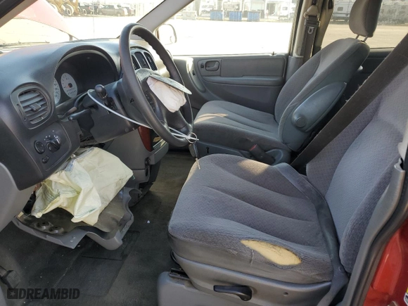 2006 Chrysler Town & Country SWB with VIN 1A4GP45R86B739536, listed as a Copart auction lot 88655735 with 200,007 mi miles and Salvage Title. Bid and sale history available at carsss.com. Image 7.