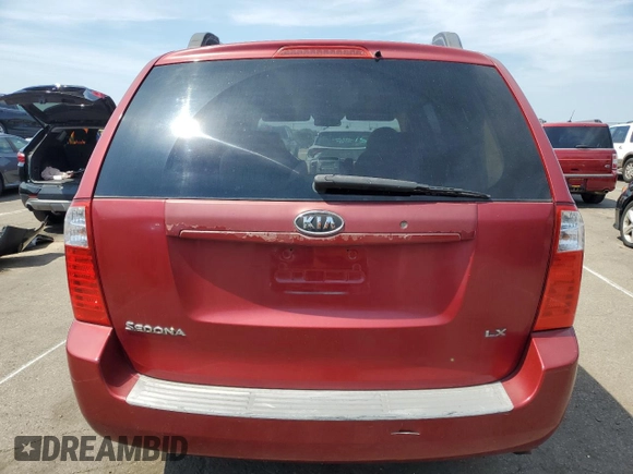 2006 Kia Sedona LX with VIN KNDMB233066095436, listed as a Copart auction lot 68822844 with 177,007 mi miles and Salvage Title. Bid and sale history available at carsss.com. Image 6.