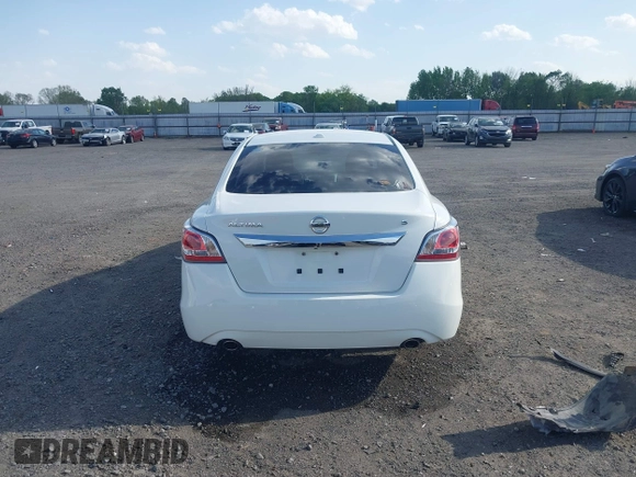 2015 Nissan Altima 2.5 S with VIN 1N4AL3AP9FN387190, listed as a IAAI auction lot 41988478 with 103,694 mi miles. Bid and sale history available at carsss.com. Image 16.