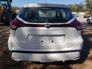 2022 Nissan Kicks S with VIN 3N1CP5BV1NL474843, listed as a Copart auction lot 42575535 with 0 mi miles and Non Repairable. Bid and sale history available at carsss.com. Image 6.