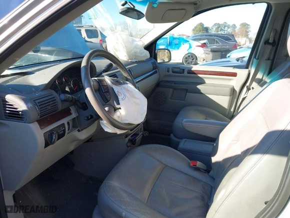 2007 Ford Freestar Wagon SEL with VIN 2FMDA52297BA31987, listed as a IAAI auction lot 41385567 with 133,154 mi miles. Bid and sale history available at carsss.com. Image 5.