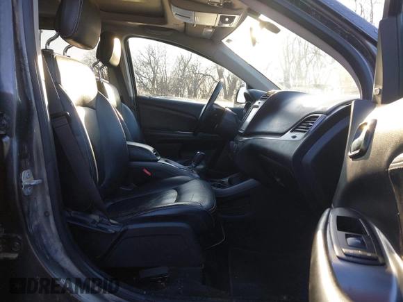 2018 Dodge Journey Crossroad with VIN 3C4PDDGG2JT504101, listed as a IAAI auction lot 41806369 with 112,172 mi miles. Bid and sale history available at carsss.com. Image 5.