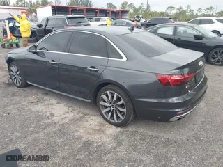 2021 Audi A4 Sedan Premium with VIN WAUABAF45MA068709, listed as a IAAI auction lot 41643826 with 33,238 mi miles. Bid and sale history available at carsss.com. Image 3.
