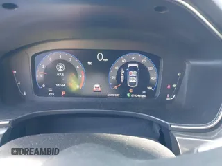 2024 Acura Integra w/A-Spec Package z VIN 19UDE4H30RA007838, wystawiony jako IAAI lot #42139000 z przebiegiem 14 246 mil mil oraz . Historia ofert i sprzedaży dostępna na DreamBid. Obrazek 7.