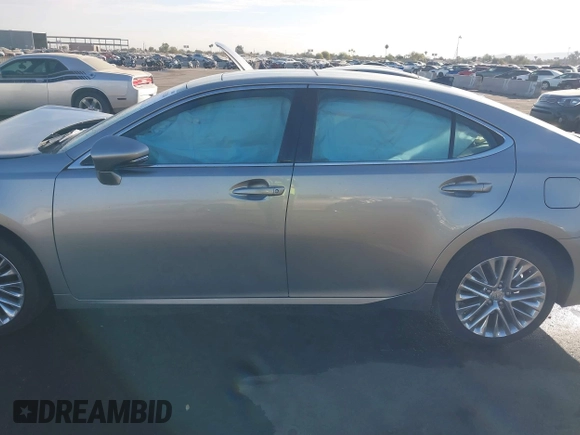 2018 Lexus ES 350 with VIN 58ABK1GG4JU081479, listed as a IAAI auction lot 41363284 with 35,487 mi miles and . Bid and sale history available at DreamBid. Image 15.