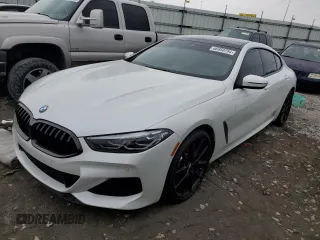 2022 BMW 8 Series M850i with VIN WBAGV8C03NCJ56725, listed as a Copart auction lot 66950784 with 26,359 mi miles and Salvage Title. Bid and sale history available at carsss.com. Image 1.