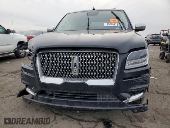 2021 Lincoln Navigator Black Label z VIN 5LMJJ3TT1MEL03959, wystawiony jako Copart lot #43876275 z przebiegiem Nie podano mil oraz Szkoda całkowita • Salvage title. Historia ofert i sprzedaży dostępna na DreamBid. Obrazek 5.