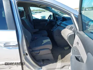 2012 Honda Odyssey EX with VIN 5FNRL5H48CB131881, listed as a IAAI auction lot 41822159 with 354,718 mi miles and . Bid and sale history available at DreamBid. Image 5.