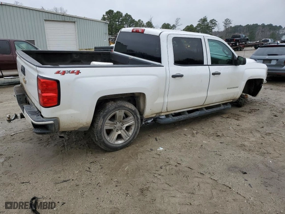 2018 Chevrolet Silverado 1500 Custom with VIN 3GCUKPEC7JG627041, listed as a Copart auction lot 44240965 with 113,012 mi miles and Salvage Title. Bid and sale history available at carsss.com. Image 3.