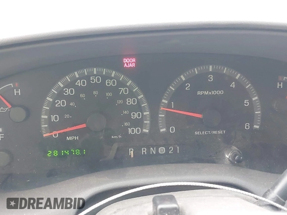 1999 Ford Expedition XLT with VIN 1FMRU1762XLC39498, listed as a IAAI auction lot 41870424 with 281,478 mi miles and . Bid and sale history available at DreamBid. Image 7.