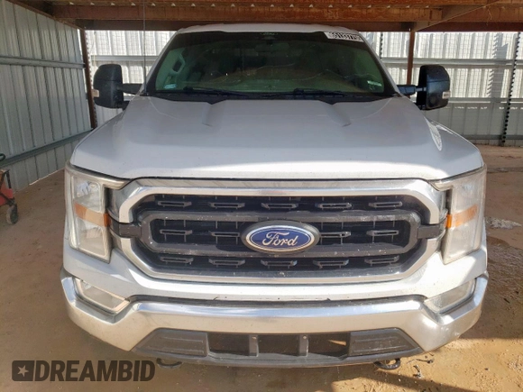 2022 Ford F-150 XL with VIN 1FTFW1E53NKE65483, listed as a Copart auction lot 65133775 with 196,400 mi miles and Clean title. Bid and sale history available at DreamBid. Image 5.