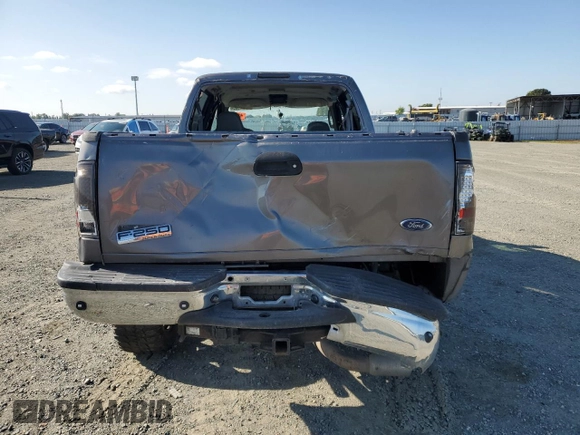 2007 Ford F-250 XL z VIN 1FTSW21P67EB24138, wystawiony jako Copart lot #54596935 z przebiegiem Nie podano mil oraz Szkoda całkowita • Salvage title. Historia ofert i sprzedaży dostępna na DreamBid. Obrazek 6.