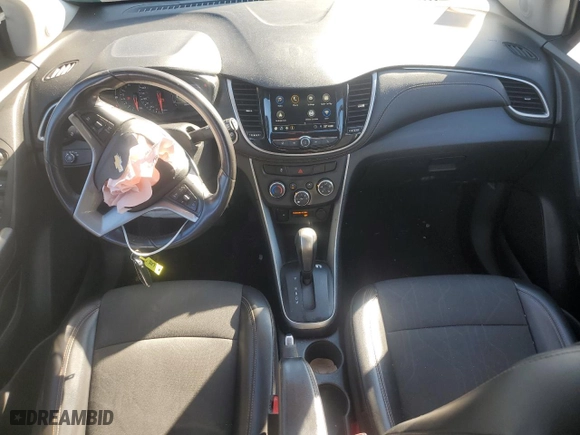 2019 Chevrolet Trax LT with VIN KL7CJLSB0KB955704, listed as a Copart auction lot 70786544 with 101,492 mi miles and Salvage Title. Bid and sale history available at carsss.com. Image 8.