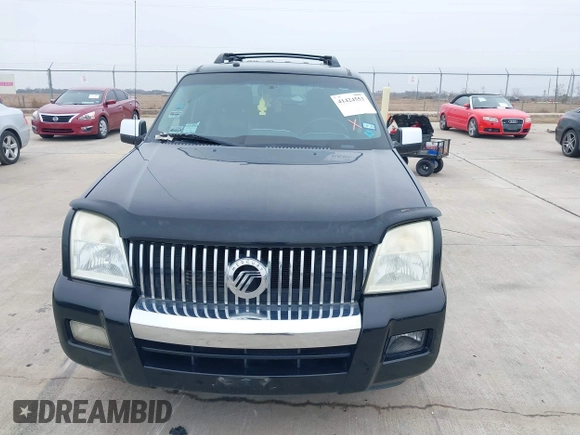 2008 Mercury Mountaineer Premier with VIN 4M2EU48828UJ13023, listed as a IAAI auction lot 41424553 with 228,264 mi miles. Bid and sale history available at carsss.com. Image 6.