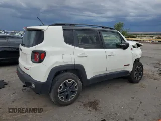 2016 Jeep Renegade Trailhawk with VIN ZACCJBCTXGPD68217, listed as a Copart auction lot 60871725 with 127,177 mi miles and Salvage title. Bid and sale history available at DreamBid. Image 3.