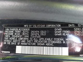 2012 Volvo XC60 3.2L with VIN YV4952DL8C2290826, listed as a IAAI auction lot 42067621 with 217,562 mi miles. Bid and sale history available at carsss.com. Image 9.