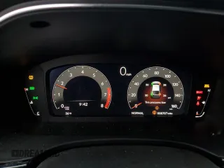 2024 Acura Integra Technology with VIN 19UDE4G7XRA012730, listed as a Copart auction lot 82711864 with 8,707 mi miles and Salvage title. Bid and sale history available at DreamBid. Image 9.