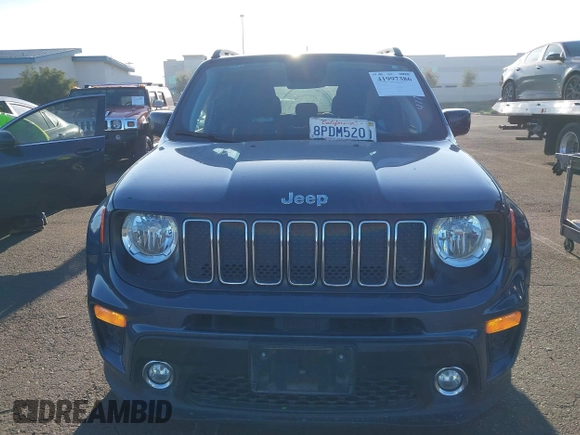 2020 Jeep Renegade Latitude with VIN ZACNJABB4LPL04774, listed as a IAAI auction lot 41997386 with 59,985 mi miles. Bid and sale history available at carsss.com. Image 12.