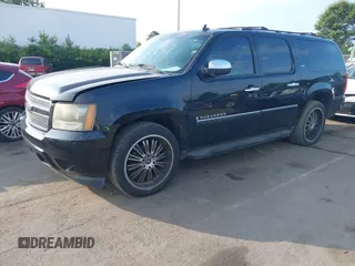 2008 Chevrolet Suburban LTZ z VIN 1GNFK16378R122767, wystawiony jako IAAI lot #42689521 z przebiegiem 284 712 mil mil oraz . Historia ofert i sprzedaży dostępna na DreamBid. Obrazek 2.