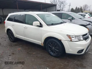 2015 Dodge Journey SXT with VIN 3C4PDCBG7FT743717, listed as a IAAI auction lot 41450052 with 186,581 mi miles. Bid and sale history available at carsss.com. Image 12.
