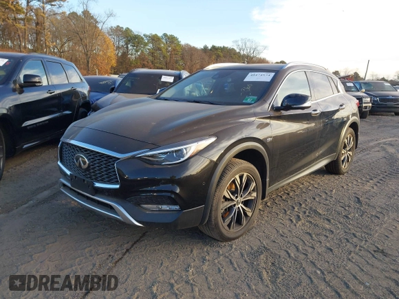 2017 Infiniti QX30 Luxury with VIN SJKCH5CR8HA032677, listed as a IAAI auction lot 40474574 with 75,902 mi miles. Bid and sale history available at carsss.com. Image 17.