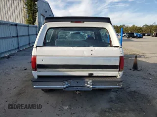 1994 Ford Bronco XL с VIN 1FMEU15N0RLA76670, выставлен на аукционе Copart как лот 46048315 с пробегом 269 968 миль миль и Списание • Salvage title. История ставок и продаж доступна на DreamBid. Изображение 6.