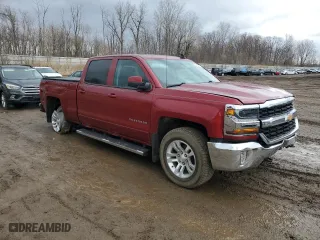 2018 Chevrolet Silverado 1500 LT with VIN 3GCUKREC7JG530434, listed as a Copart auction lot 49590375 with 106,751 mi miles and Clean Title. Bid and sale history available at carsss.com. Image 4.