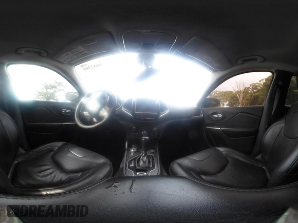 2020 Jeep Cherokee Limited with VIN 1C4PJMDX7LD520090, listed as a IAAI auction lot 40402264 with 120,395 mi miles and . Bid and sale history available at DreamBid. Image 17.