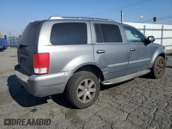 2008 Chrysler Aspen Limited z VIN 1A8HW58N38F154332, wystawiony jako Copart lot #89376745 z przebiegiem 203 903 mil mil oraz Czysty tytuł • Clean title. Historia ofert i sprzedaży dostępna na DreamBid. Obrazek 3.