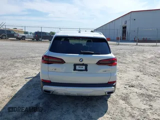2023 BMW X5 xDrive40i with VIN 5UXCR6C09P9R25706, listed as a IAAI auction lot 42446957 with 34,004 mi miles and . Bid and sale history available at DreamBid. Image 17.