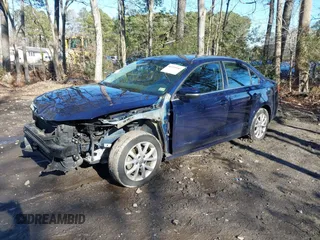 2014 Volkswagen Jetta Sedan SE w/Connectivity with VIN 3VWD07AJ0EM440285, listed as a IAAI auction lot 41259140 with 92,346 mi miles. Bid and sale history available at carsss.com. Image 2.