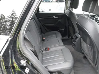 2020 Audi Q5 S line Prestige with VIN WA1F2AFY0L2045966, listed as a IAAI auction lot 41820515 with 60,550 mi miles. Bid and sale history available at carsss.com. Image 8.