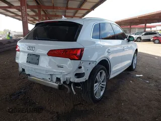 2018 Audi Q5 Premium Plus with VIN WA1BNAFY2J2218812, listed as a IAAI auction lot 41966425 with 67,530 mi miles. Bid and sale history available at carsss.com. Image 4.