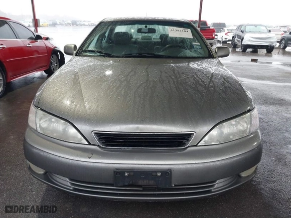 1997 Lexus ES 300 Luxury Sport Sdn with VIN JT8BF22G4V0046594, listed as a IAAI auction lot 41392104 with 244,372 mi miles. Bid and sale history available at carsss.com. Image 6.