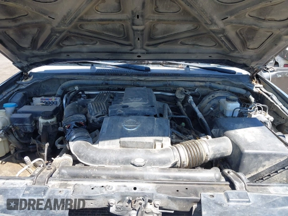 2008 Nissan Pathfinder LE z VIN 5N1AR18U08C661055, wystawiony jako IAAI lot #42792867 z przebiegiem 386 235 mil mil oraz . Historia ofert i sprzedaży dostępna na DreamBid. Obrazek 10.