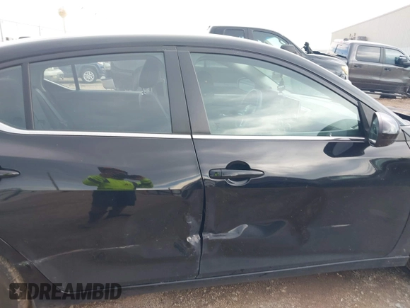2024 Nissan Sentra SV with VIN 3N1AB8CV1RY346794, listed as a IAAI auction lot 42618056 with 23,694 mi miles and . Bid and sale history available at DreamBid. Image 6.