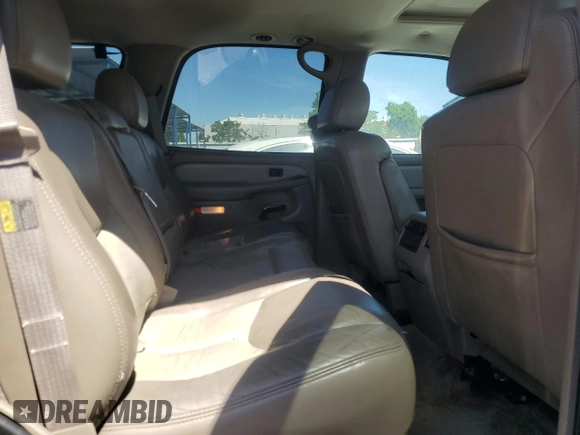 2003 GMC Yukon Denali z VIN 1GKEK63U93J307591, wystawiony jako Copart lot #55341075 z przebiegiem 201 493 mil mil oraz Szkoda całkowita • Salvage title. Historia ofert i sprzedaży dostępna na DreamBid. Obrazek 11.