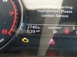 2023 Audi A5 Sportback Premium z VIN WAUABCF58PA032618, wystawiony jako IAAI lot #41048963 z przebiegiem 2 740 mil mil oraz . Historia ofert i sprzedaży dostępna na DreamBid. Obrazek 16.
