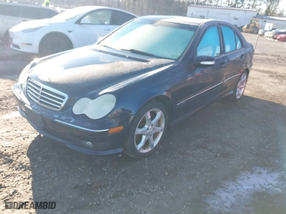 2007 Mercedes-Benz C-Class 2.5L Sport with VIN WDBRF52H37A930399, listed as a IAAI auction lot 41592824 with NaN miles. Bid and sale history available at carsss.com. Image 2.