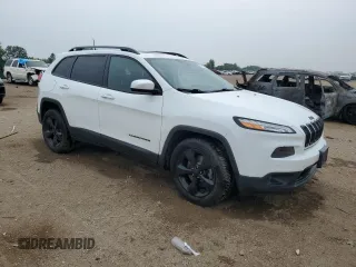 2017 Jeep Cherokee High Altitude with VIN 1C4PJMDS3HW584059, listed as a Copart auction lot 59781395 with 69,878 mi miles and Salvage title. Bid and sale history available at DreamBid. Image 4.