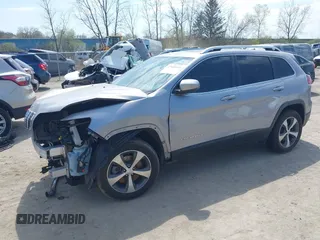 2020 Jeep Cherokee Limited z VIN 1C4PJMDX5LD617675, wystawiony jako IAAI lot #42109150 z przebiegiem 43 282 mil mil oraz . Historia ofert i sprzedaży dostępna na DreamBid. Obrazek 2.
