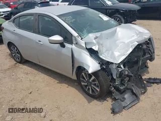 2023 Nissan Versa SV z VIN 3N1CN8EV6PL863550, wystawiony jako IAAI lot #42316295 z przebiegiem 43 353 mil mil oraz . Historia ofert i sprzedaży dostępna na DreamBid. Obrazek 1.