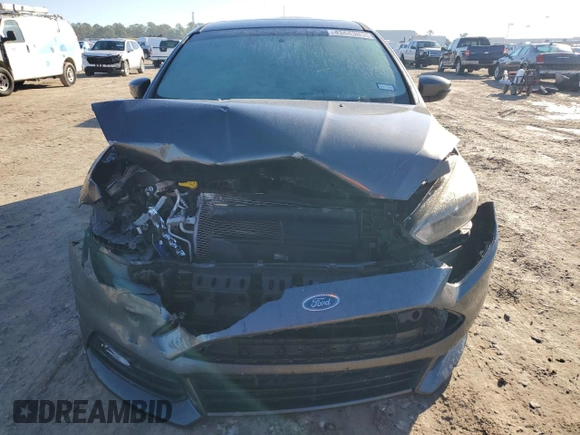 2017 Ford Focus ST with VIN 1FADP3L90HL275358, listed as a Copart auction lot 43643005 with 106,379 mi miles and Salvage Title. Bid and sale history available at carsss.com. Image 5.