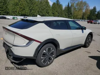 2022 Kia EV6 Wind z VIN KNDC3DLC7N5036151, wystawiony jako Copart lot #53167575 z przebiegiem 71 258 mil mil oraz Szkoda całkowita • Salvage title. Historia ofert i sprzedaży dostępna na DreamBid. Obrazek 3.
