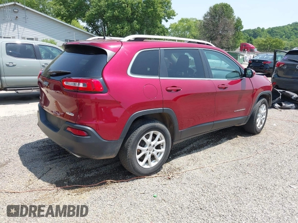 2017 Jeep Cherokee Latitude z VIN 1C4PJMCS2HW615674, wystawiony jako IAAI lot #42407282 z przebiegiem 98 185 mil mil oraz . Historia ofert i sprzedaży dostępna na DreamBid. Obrazek 4.