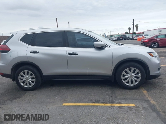 2018 Nissan Rogue S with VIN KNMAT2MT2JP605822, listed as a IAAI auction lot 42061477 with 114,808 mi miles. Bid and sale history available at carsss.com. Image 13.