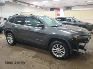 2019 Jeep Cherokee Latitude with VIN 1C4PJMCB8KD279516, listed as a Copart auction lot 53714075 with 90,119 mi miles and Clean title. Bid and sale history available at DreamBid. Image 4.