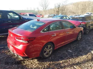 2018 Hyundai Sonata SEL with VIN 5NPE34AF2JH631831, listed as a IAAI auction lot 41754599 with 61,632 mi miles and . Bid and sale history available at DreamBid. Image 4.