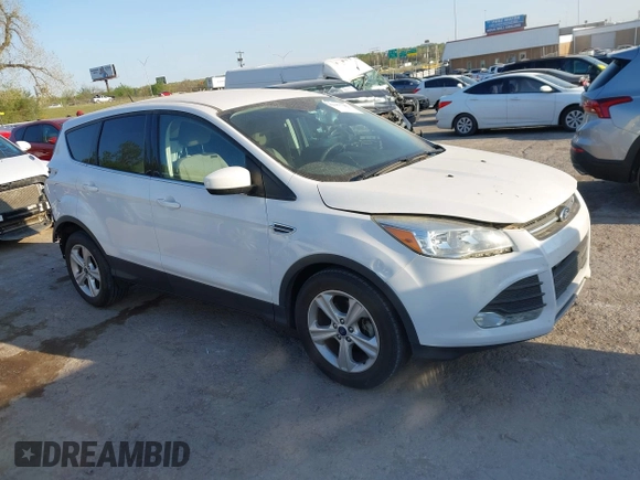 2016 Ford Escape SE with VIN 1FMCU0GX6GUB62475, listed as a IAAI auction lot 42006621 with 189,757 mi miles and . Bid and sale history available at carsss.com. Image 1.